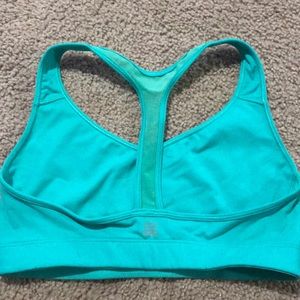 Victorias secret sports bra:never worn.